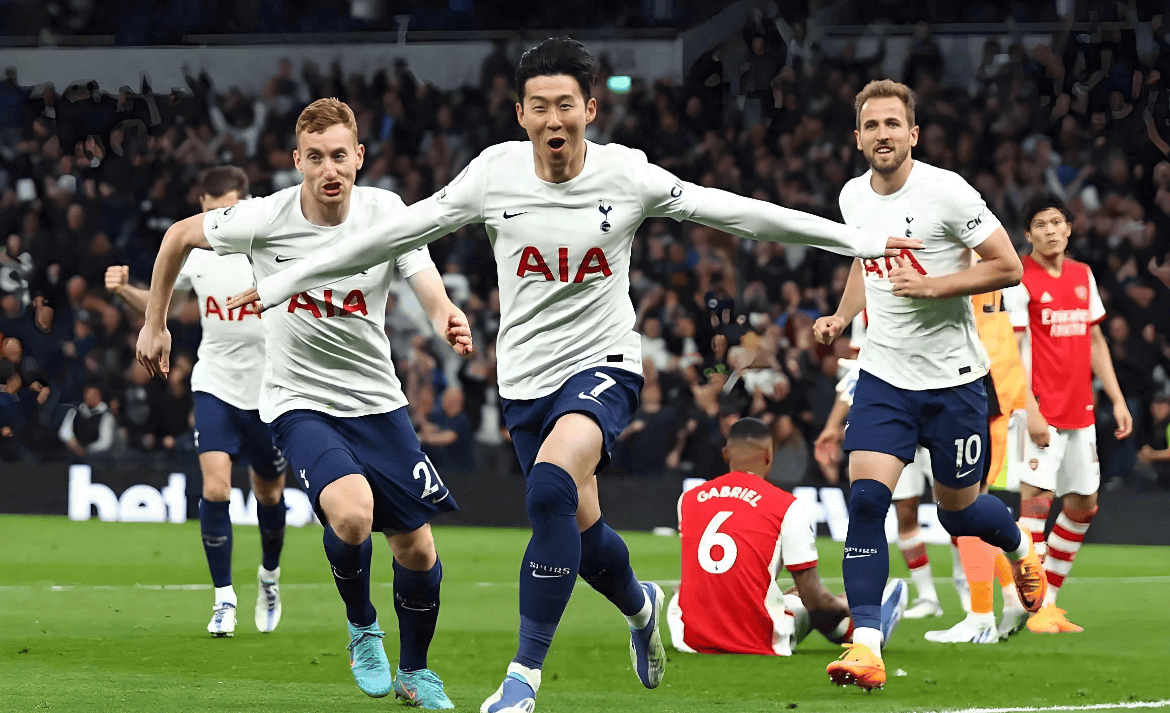 曼联欧联杯小组赛形势分析