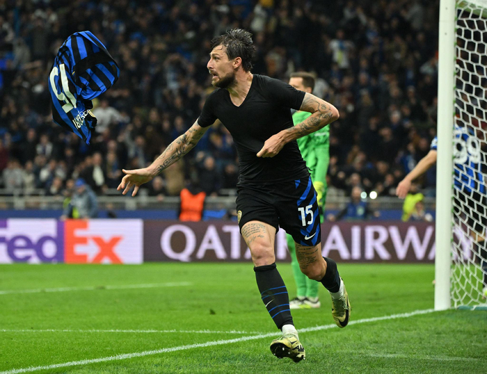 中超赛报：山东泰山主场战胜武汉三镇＂,