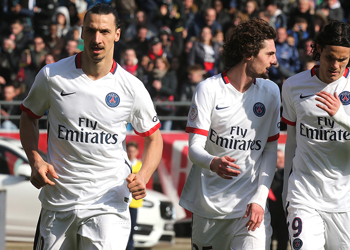 洛杉矶道奇队大谷翔平单季 60 次盗垒，成为大联盟史上最高体格的超级神偷