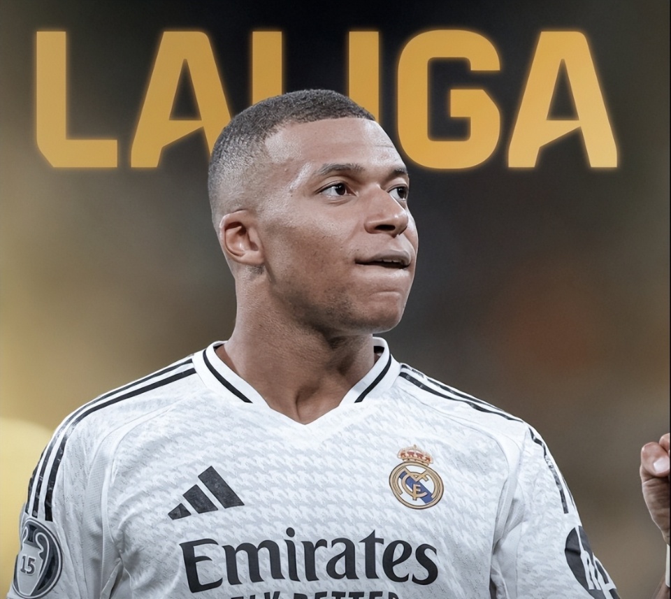 大谷翔平在 2024 年 50-50 达成后，在球场休息区与队友分享了特制的纪念蛋糕